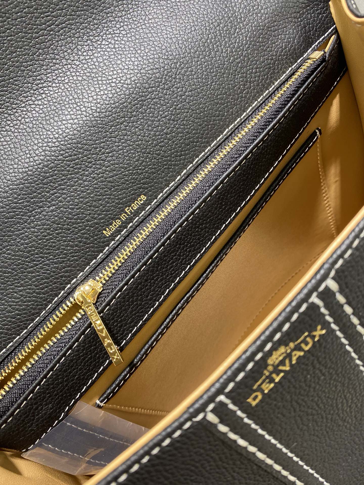 델보 브리앙 박스백 미듐